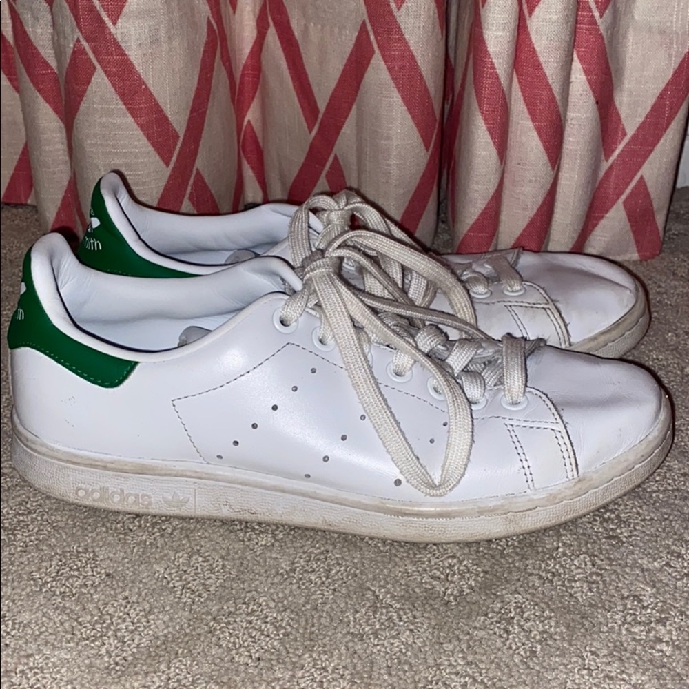7.5 Adidas Stan Smith sneakers